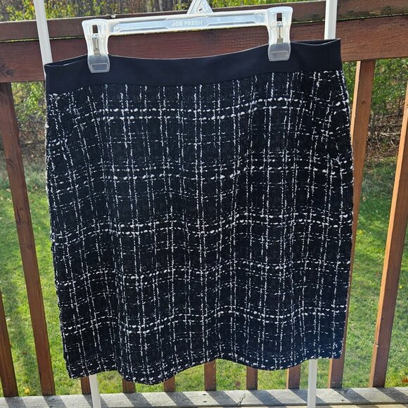 JOE Fresh Tweed Skirt - Picture 1 of 8